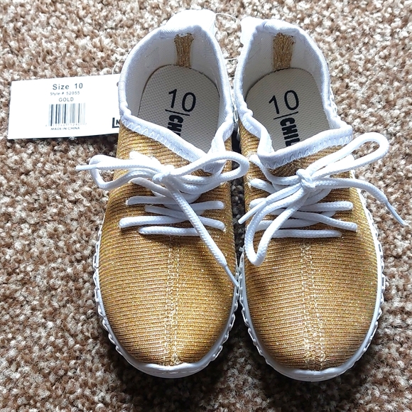 Gold and White Chillipop Shoes - Picture 1 of 4